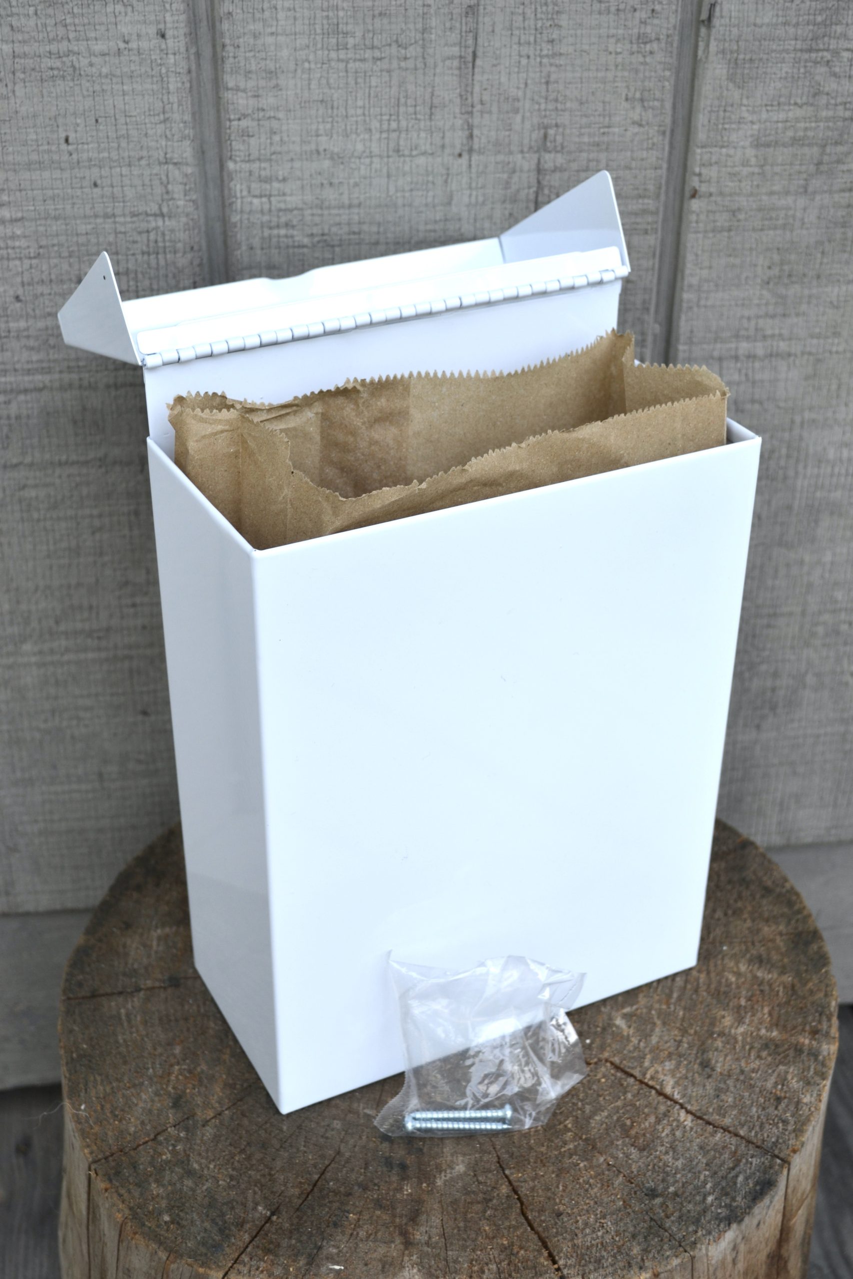 SANITARY RECEPTACLE - Metal