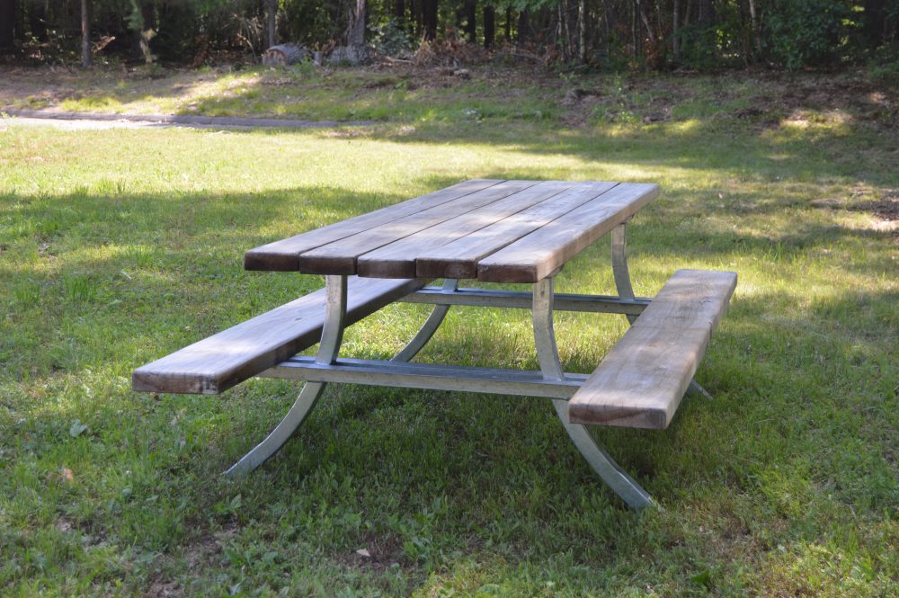 PICNIC TABLE LEGS - New Design